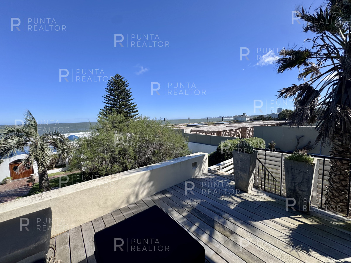 Casa ID.1758 - Casa venta 3 dormitorios y servicio, pileta, La Barra, Uruguay