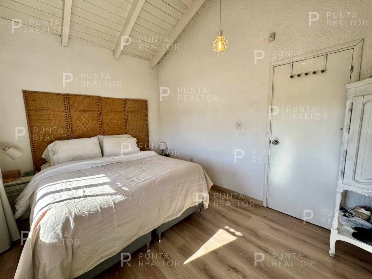 Casa ID.138 - Casa Venta 4 dormitorios, El Tesoro, La Barra, Uruguay