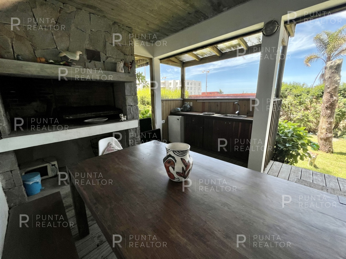 Casa ID.123 - Casa alquiler Montoya 4 dormitorios, La Barrra, Uruguay