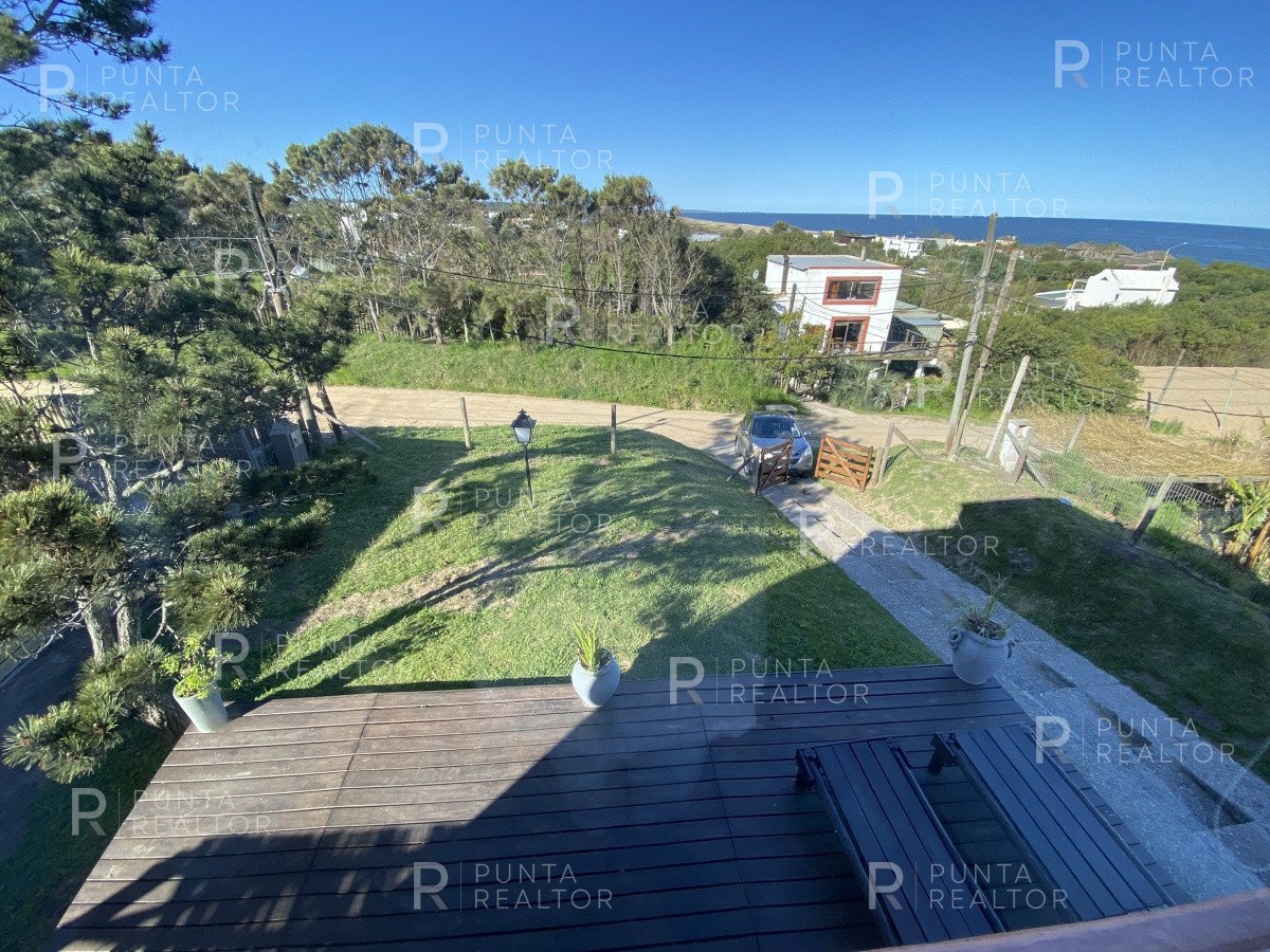 Casa ID.807 - Casa Venta 5 dormitorios, Altos de Punta Piedras, Manantiales, Uruguay