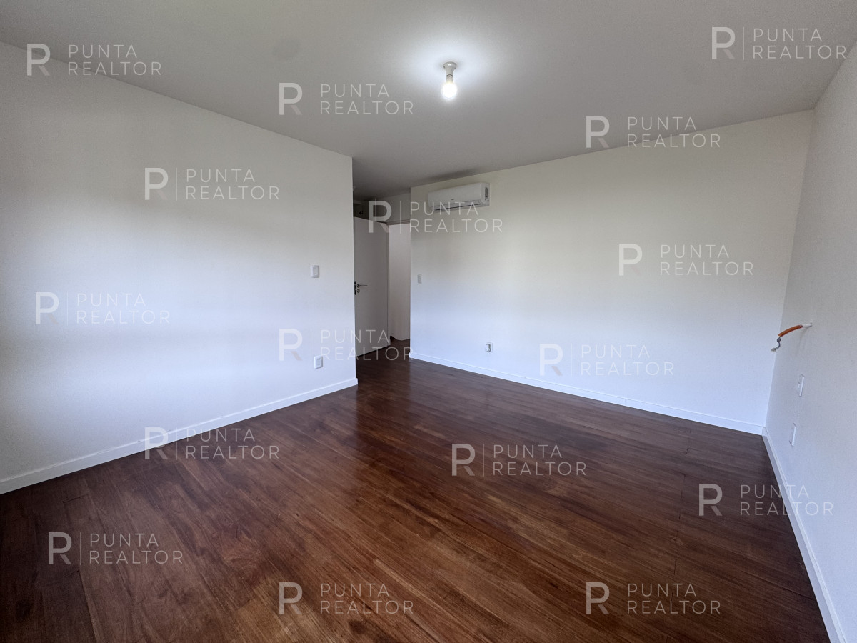 Casa ID.2011 - Casa venta, 3 dormitorios, El Tesoro, La Barra, Uruguay