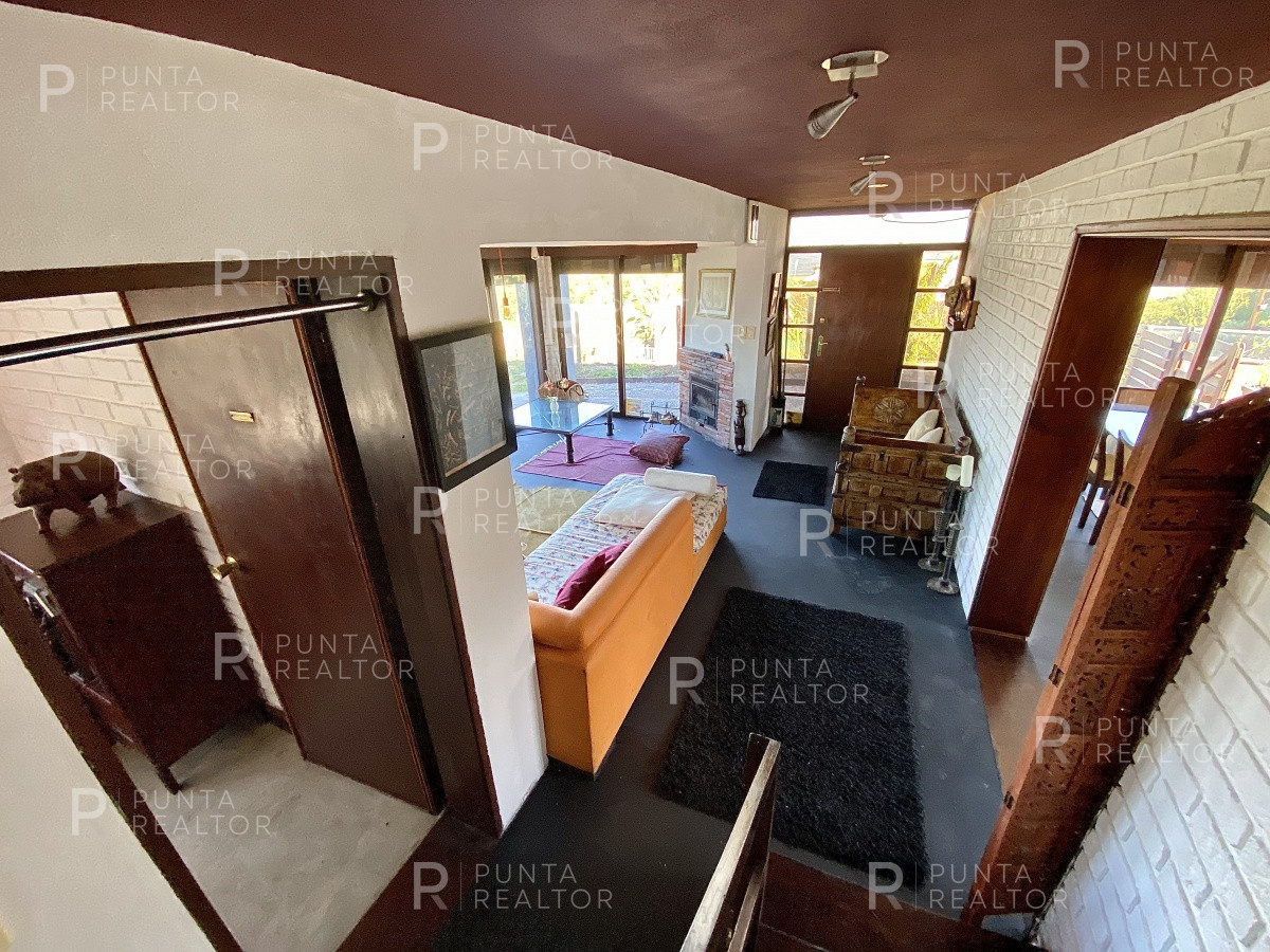 Casa ID.807 - Casa Venta 5 dormitorios, Altos de Punta Piedras, Manantiales, Uruguay