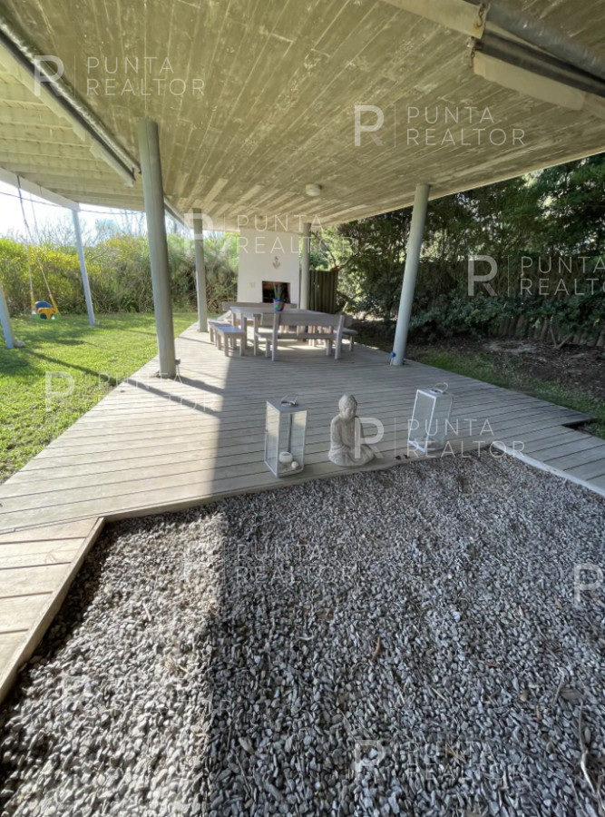 Casa ID.2142 - Casa alquiler 4 dormitorios, El Chorro, Manantiales, Uruguay