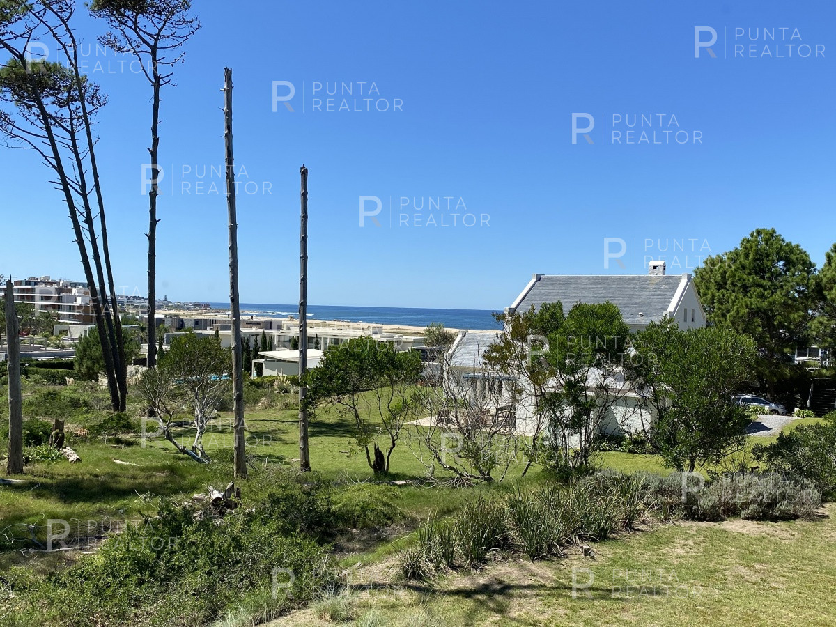 Casa ID.1282 - Venta de casa de cuatro dormitorios en Laguna Blanca, Manantiales, Uruguay