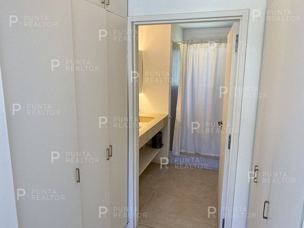 Casa ID.1282 - Venta de casa de cuatro dormitorios en Laguna Blanca, Manantiales, Uruguay