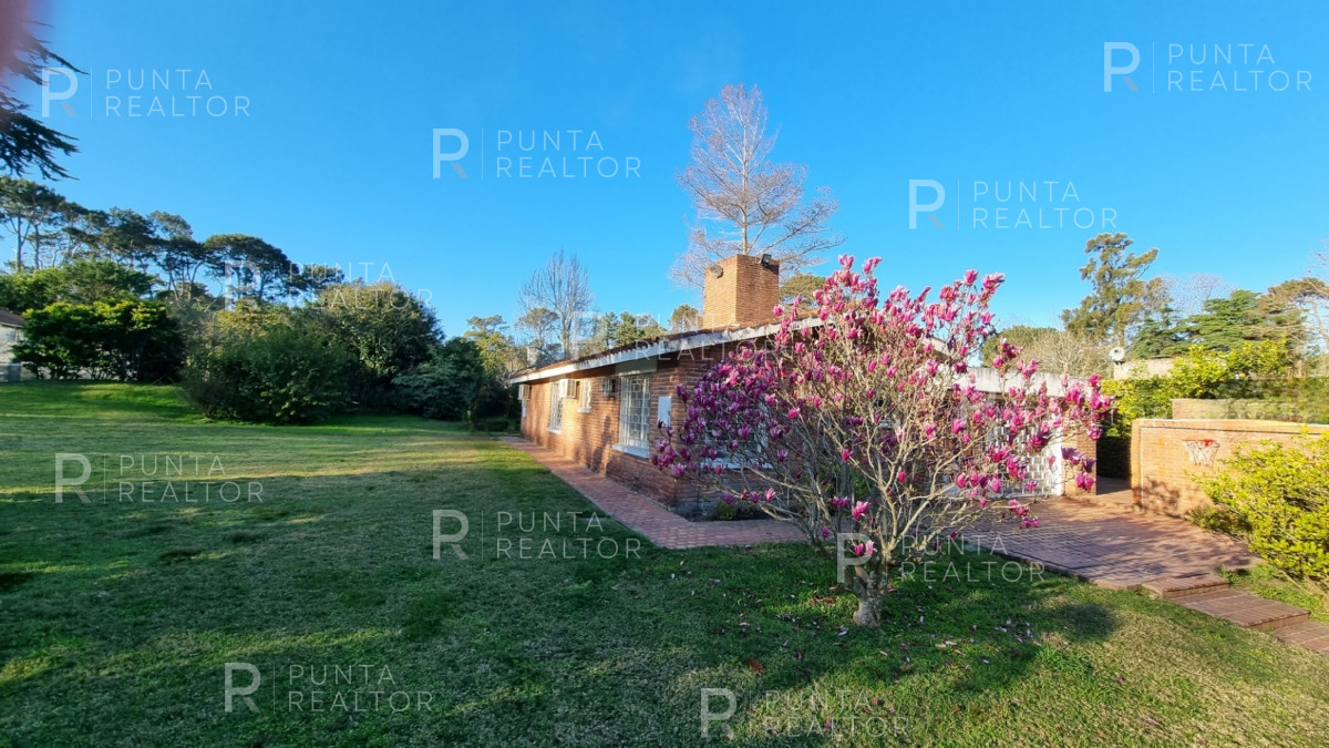 Casa ID.2093 - Casa Alquiler, Pileta,  San Rafael, Punta del Este, Uruguay
