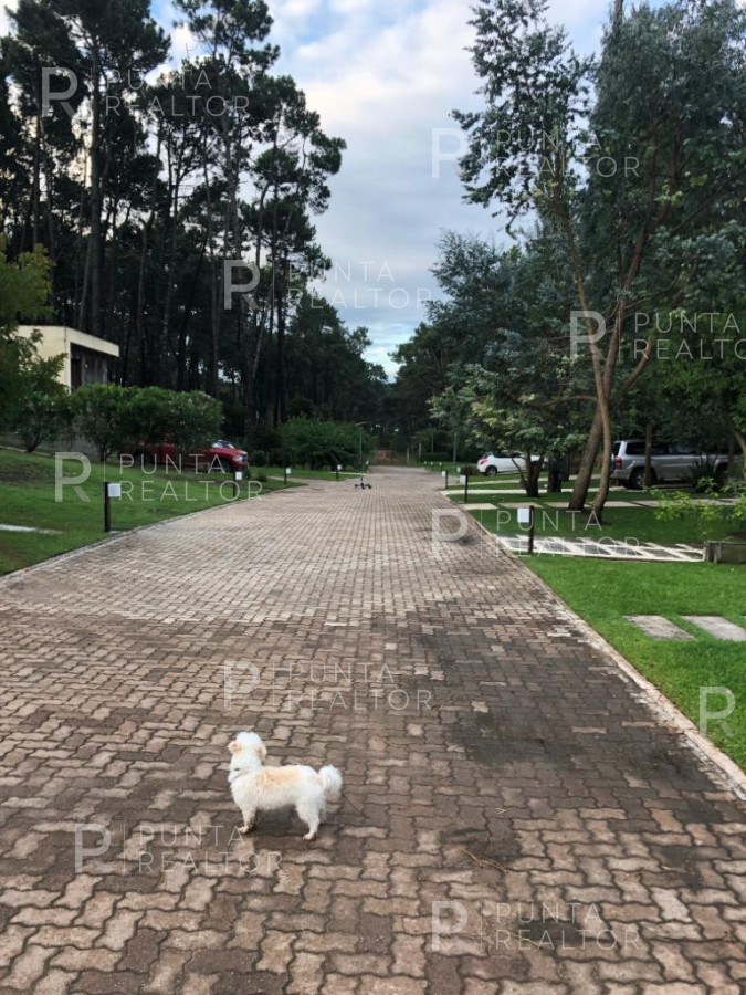 Casa ID.146 - Casa en Venta  en Barrio Privado, Rincón del Indio,  Punta del Este, Uruguay