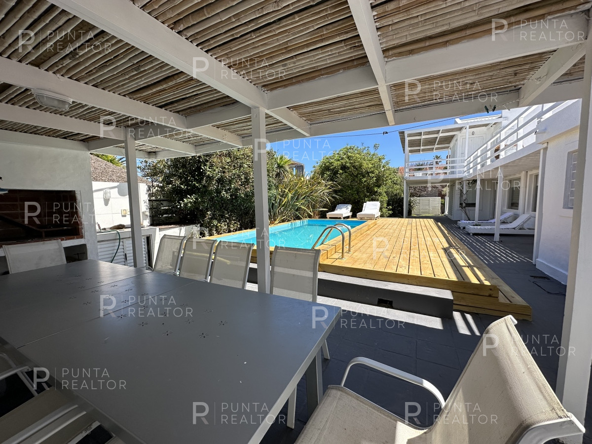 Casa ID.1941 - Casa alquiler 4 dormitorios, pileta, La Barra, Uruguay