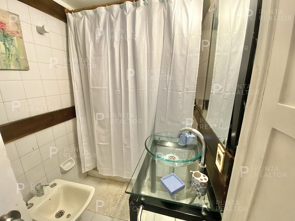Casa ID.1941 - Casa alquiler 4 dormitorios, pileta, La Barra, Uruguay