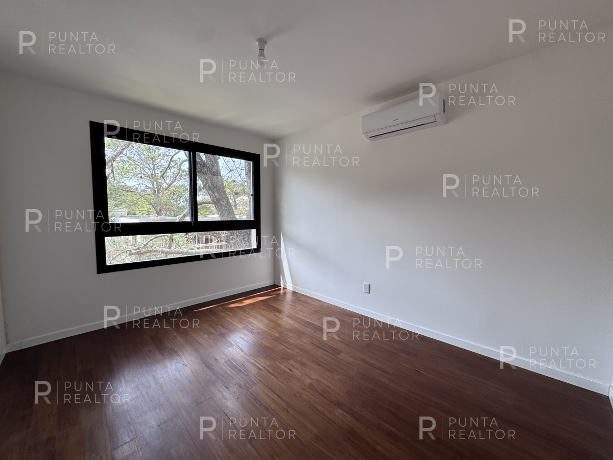 Casa ID.2011 - Casa venta, 3 dormitorios, El Tesoro, La Barra, Uruguay