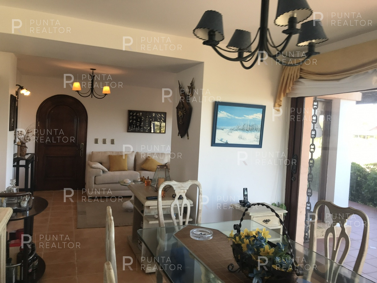 Casa ID.163 - Casa alquiler 4 dormitorios, pileta, Manantiales, Uruguay