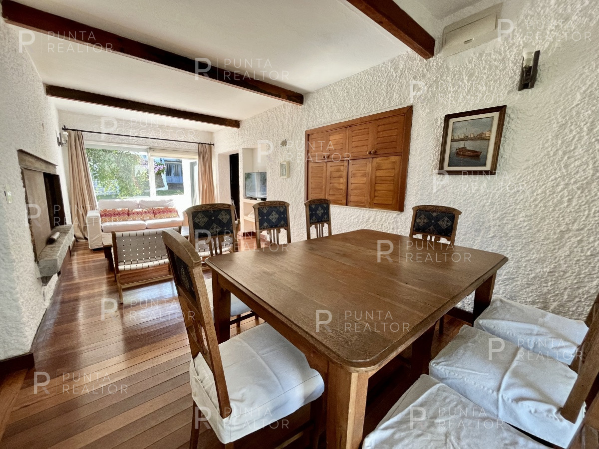 Casa ID.259 - Casa alquiler 4 dormitorios Pileta, La Barra, Uruguay