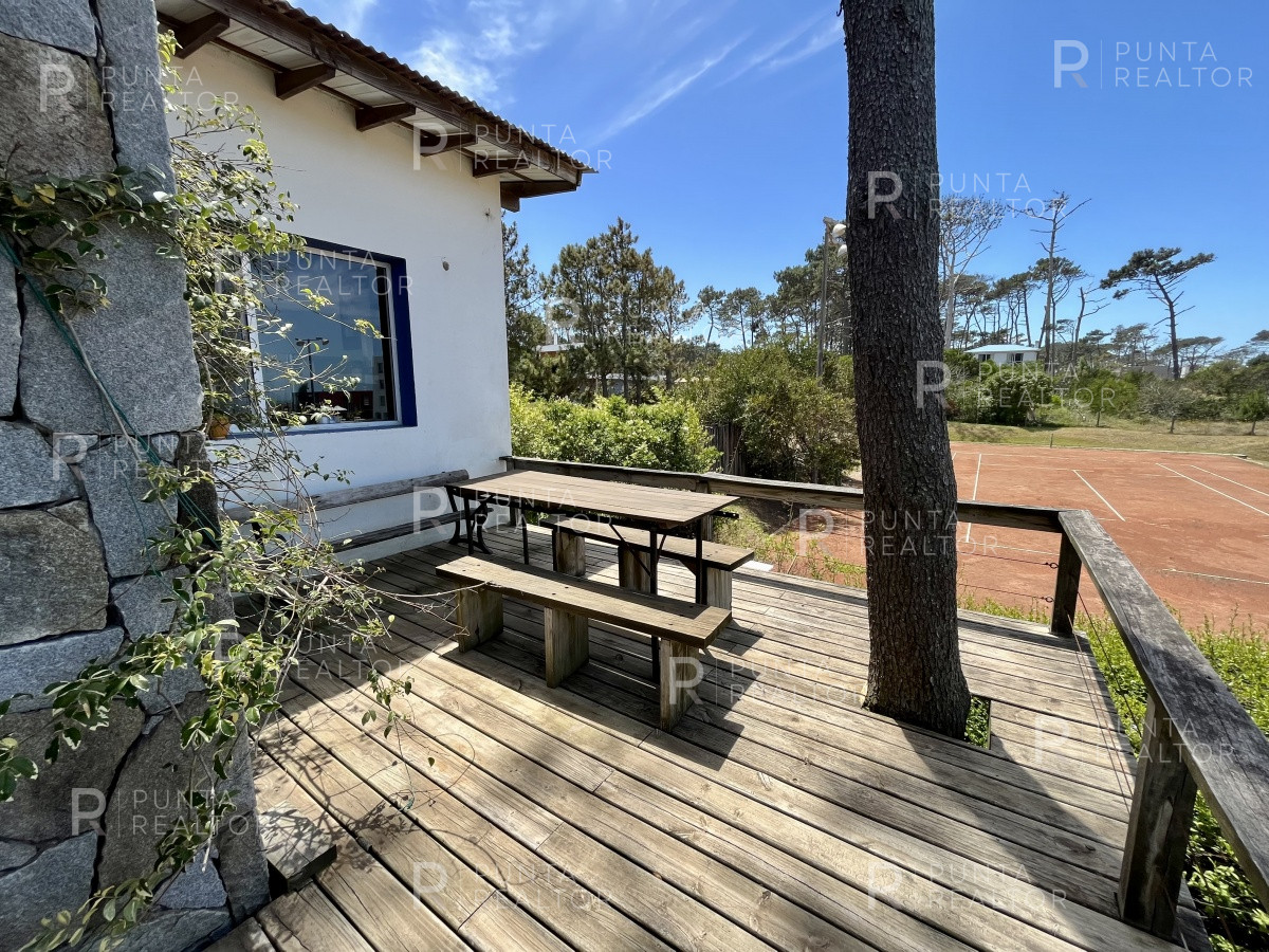 Casa ID.123 - Casa alquiler Montoya 4 dormitorios, La Barrra, Uruguay