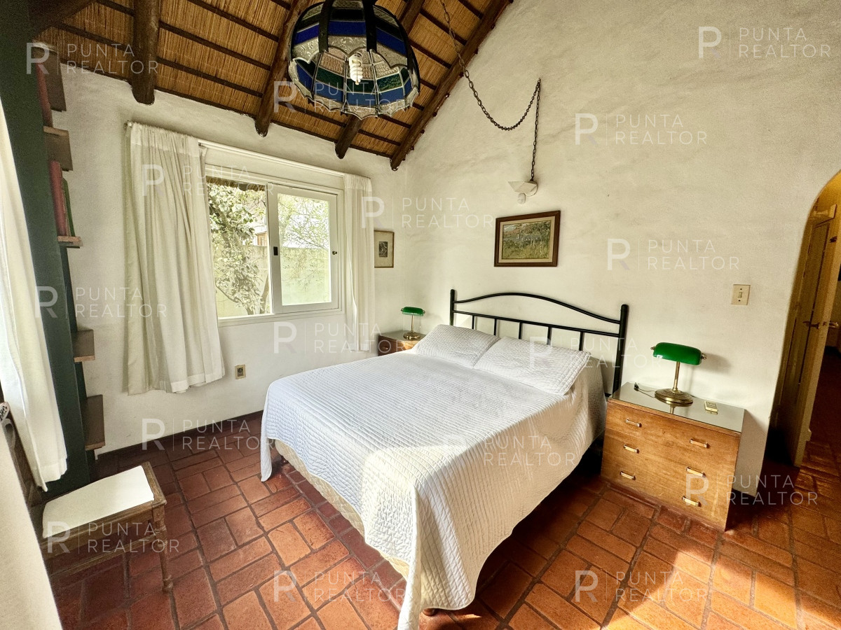Casa ID.1935 - Casa en venta de 3 dormitorios en El Tesoro, La Barra, Uruguay