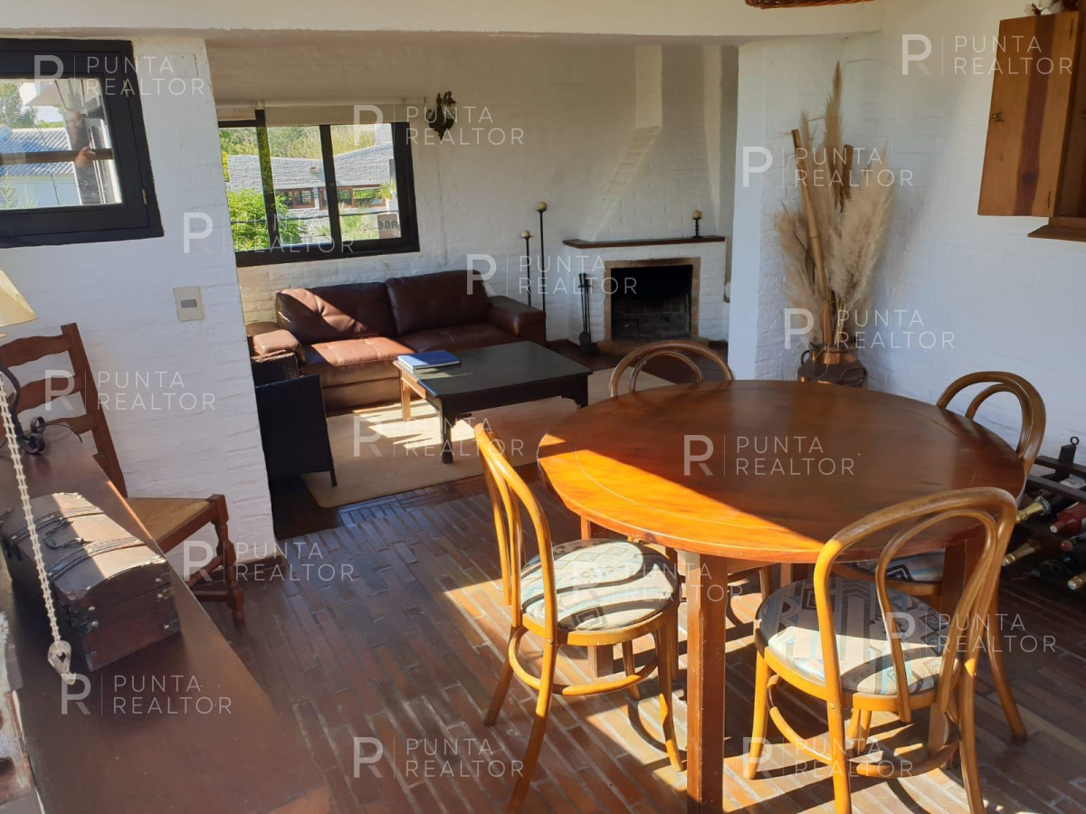 Casa ID.42 - Casa Venta 4 Dormitorios, Montoya, La Barra, Manantiales, Uruguay