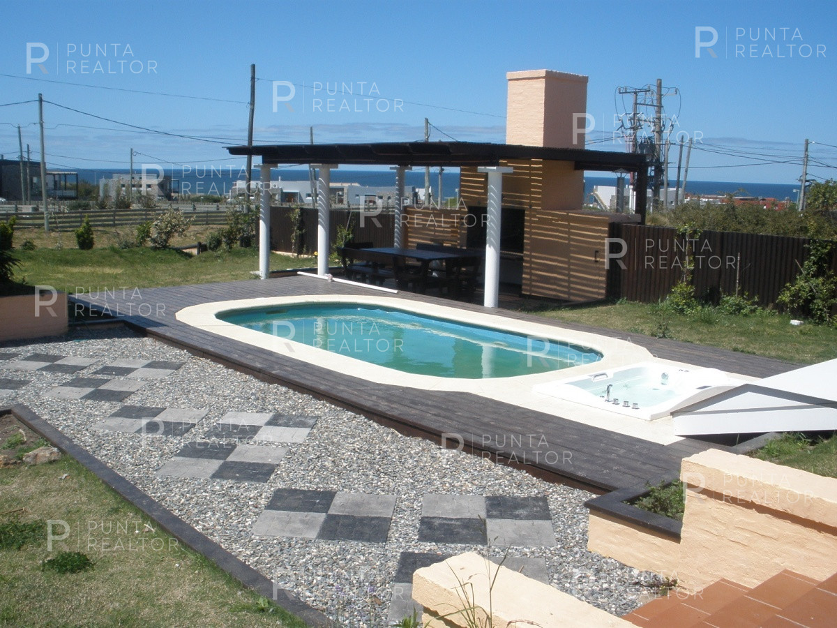 Casa ID.163 - Casa alquiler 4 dormitorios, pileta, Manantiales, Uruguay