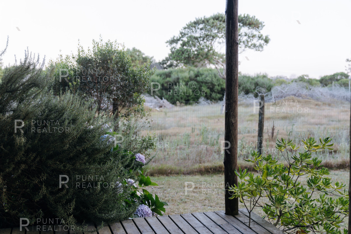 Casa ID.158 - Casa Alquiler, 4 Dormitorios, Pileta, Arenas de José Ignacio, José Ignacio, Uruguay