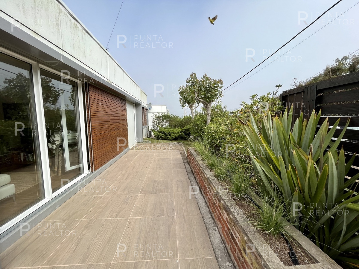 Casa ID.2031 - Casa en venta de 3 dormitorios en Balneario Buenos Aires, Manantiales, Uruguay