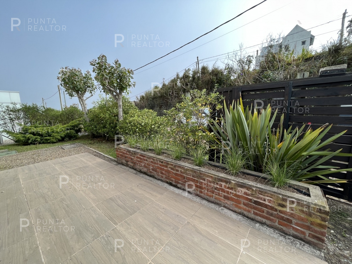 Casa ID.2031 - Casa en venta de 3 dormitorios en Balneario Buenos Aires, Manantiales, Uruguay