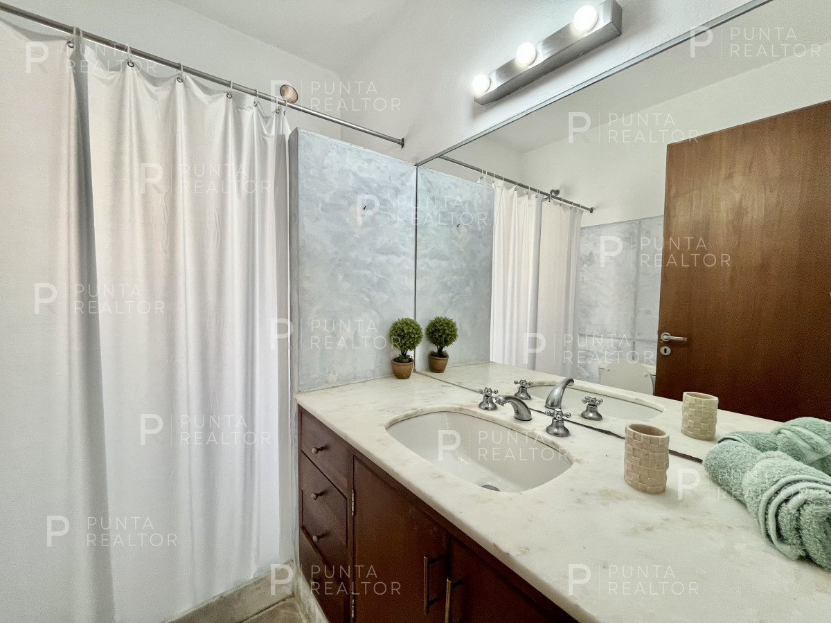 Casa ID.2153 - Casa alquiler 4 dormitorios, La Barra, Uruguay