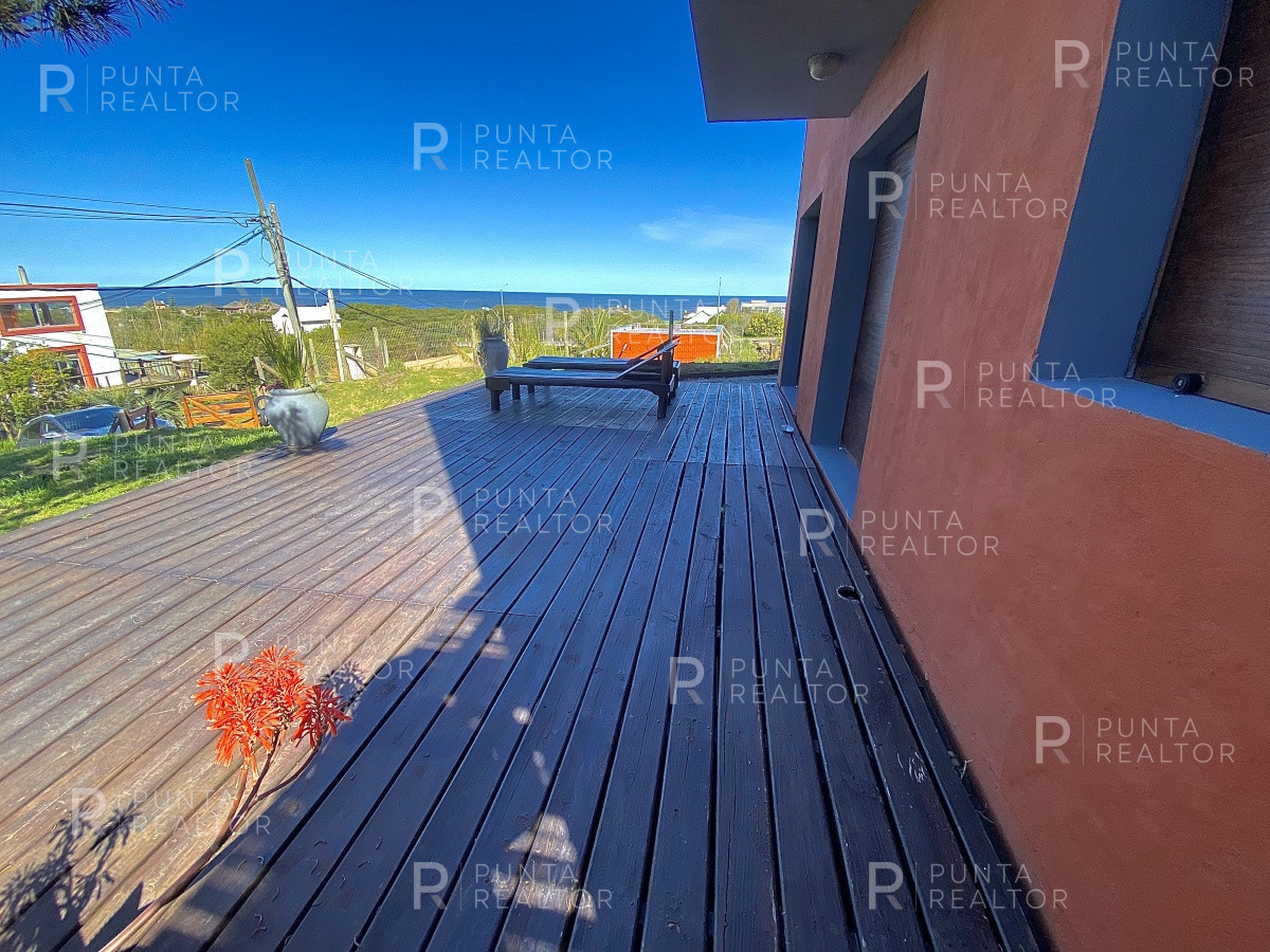 Casa ID.807 - Casa Venta 5 dormitorios, Altos de Punta Piedras, Manantiales, Uruguay