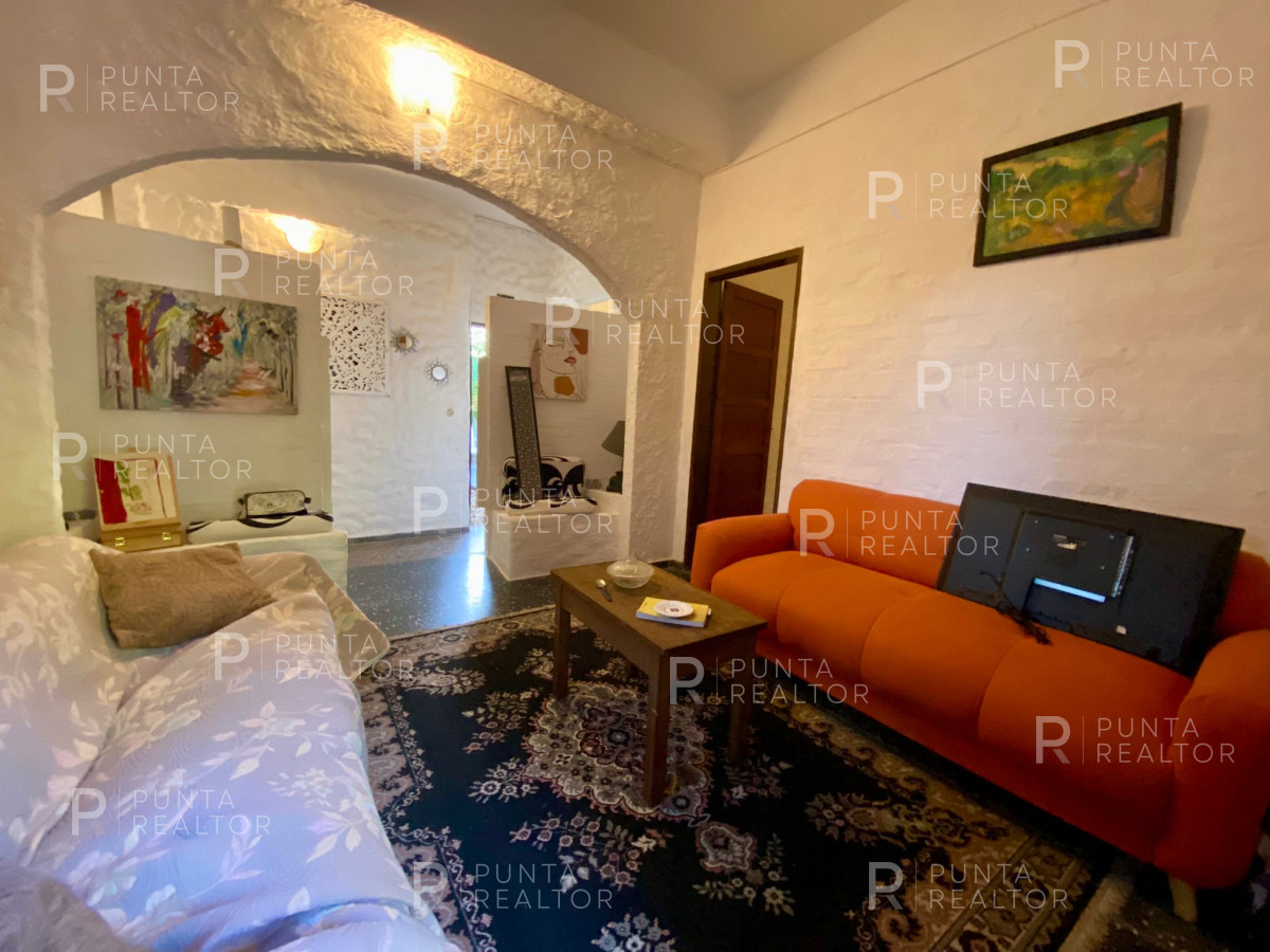 Casa ID.1956 - Casa en venta de 3 dormitorios en El Tesoro, La Barra, Uruguay 