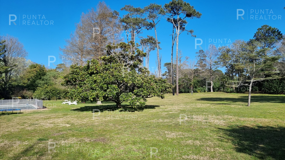 Casa ID.2093 - Casa Alquiler, Pileta,  San Rafael, Punta del Este, Uruguay