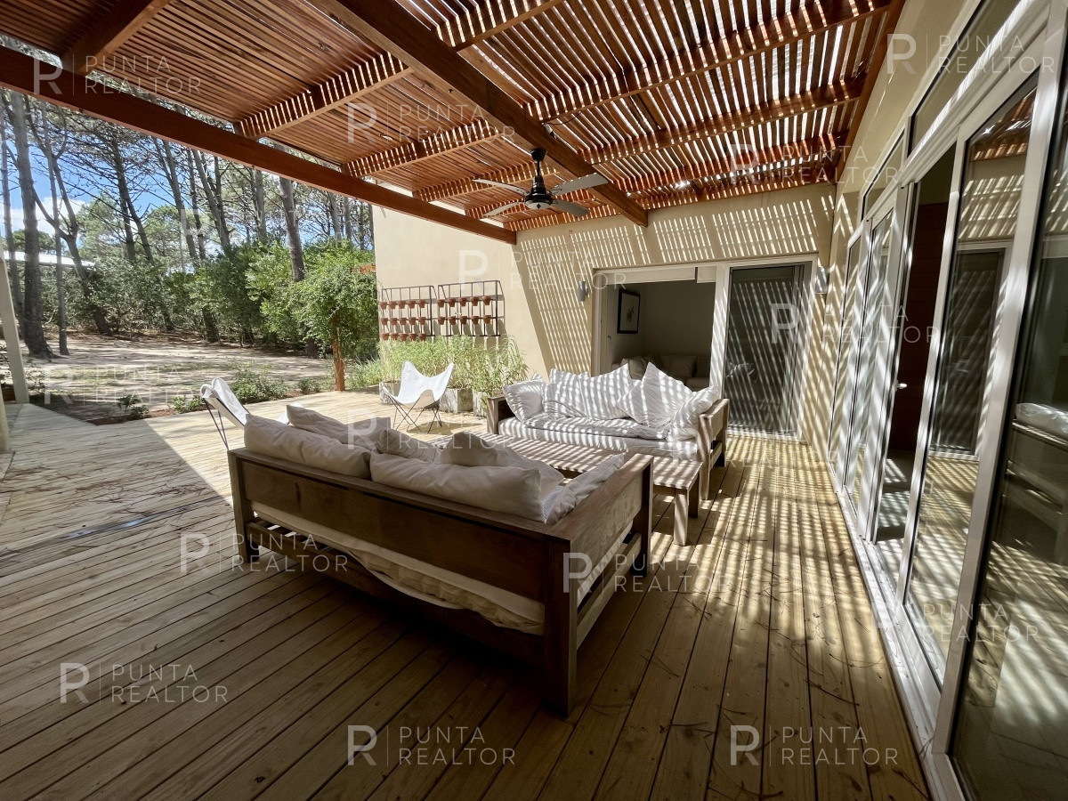 Casa ID.1399 - Casa de 5 dormitorios en venta en Pinar del Faro, José Ignacio, Uruguay