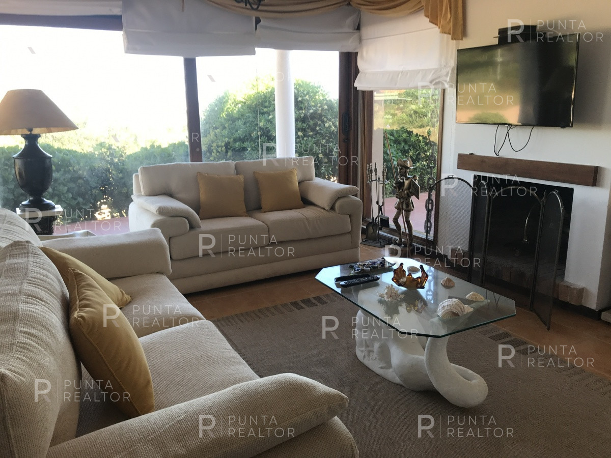 Casa ID.163 - Casa alquiler 4 dormitorios, pileta, Manantiales, Uruguay