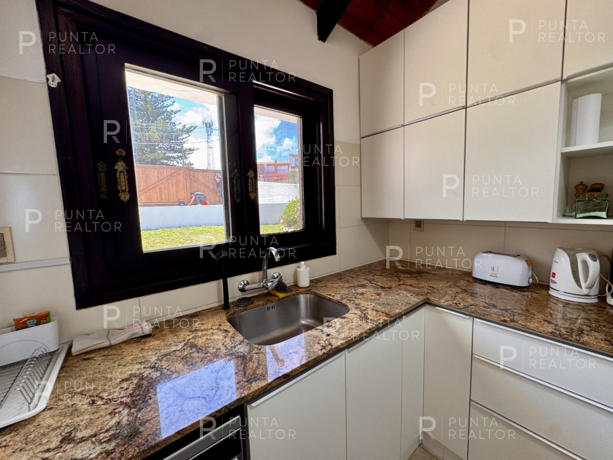 Casa ID.152 - Casa Alquiler 5 dormitorios, La Posta del Cangrejo, La Barra, Uruguay