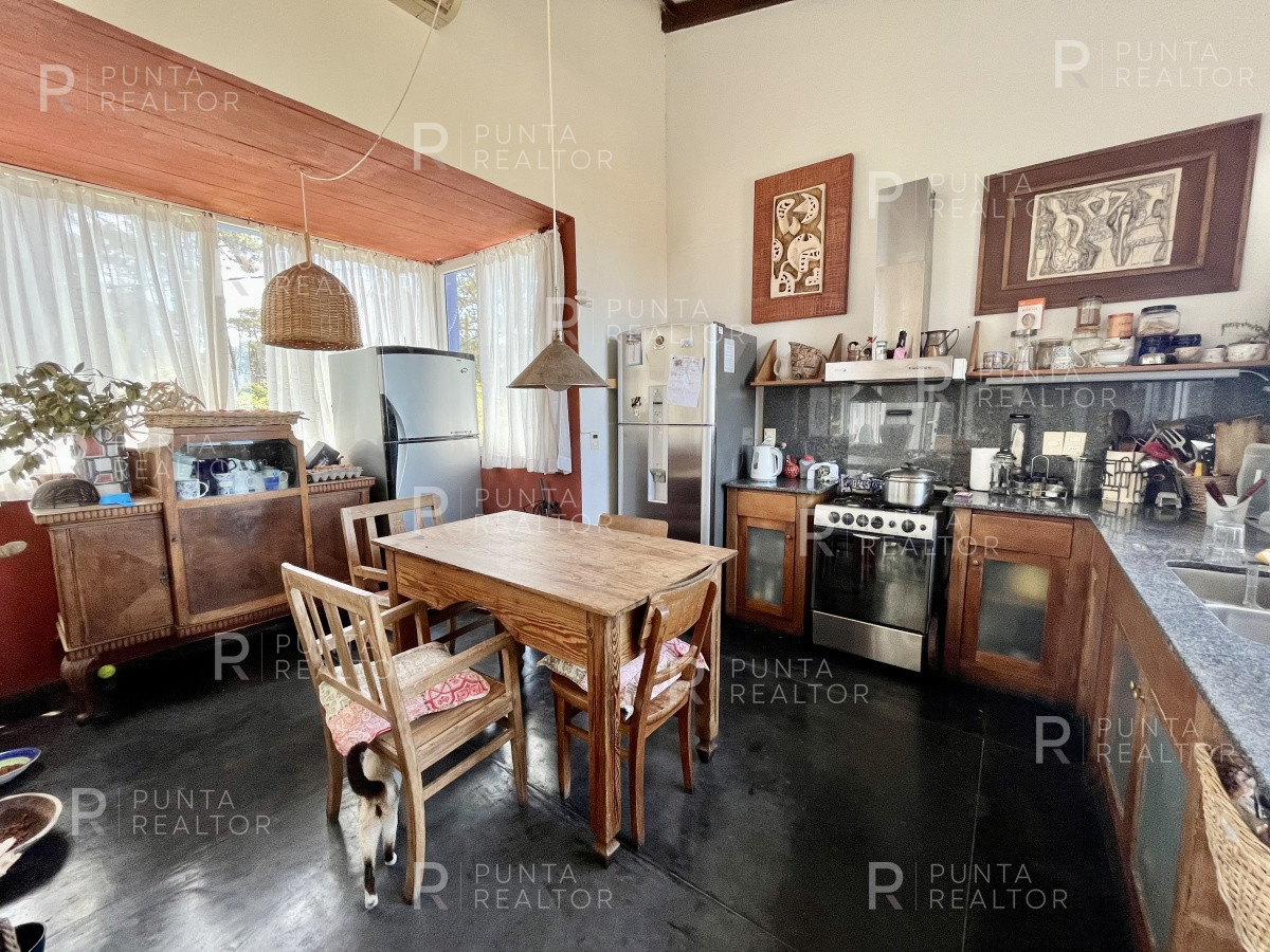 Casa ID.123 - Casa alquiler Montoya 4 dormitorios, La Barrra, Uruguay