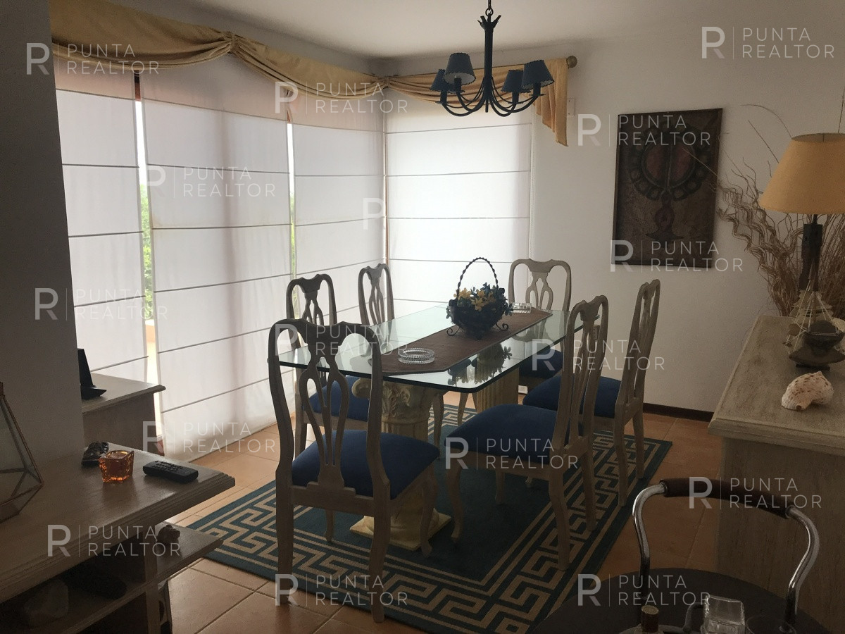 Casa ID.163 - Casa alquiler 4 dormitorios, pileta, Manantiales, Uruguay