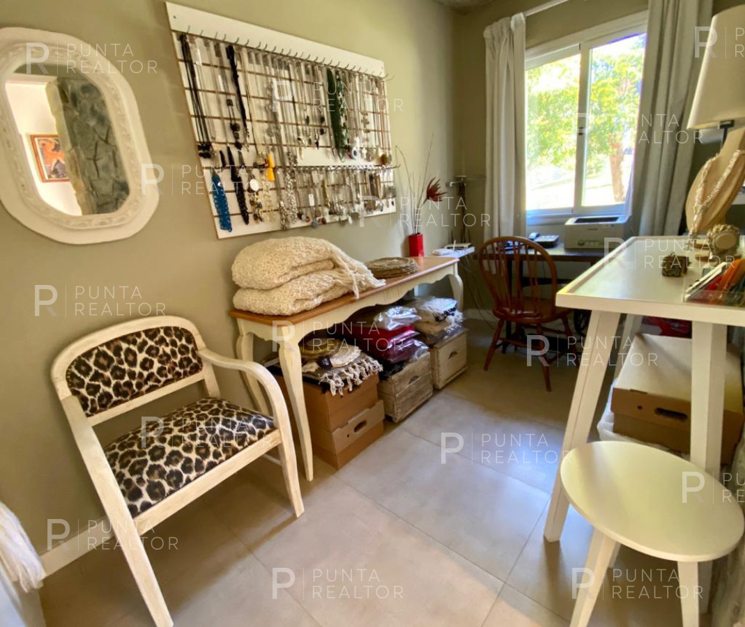 Casa ID.146 - Casa en Venta  en Barrio Privado, Rincón del Indio,  Punta del Este, Uruguay