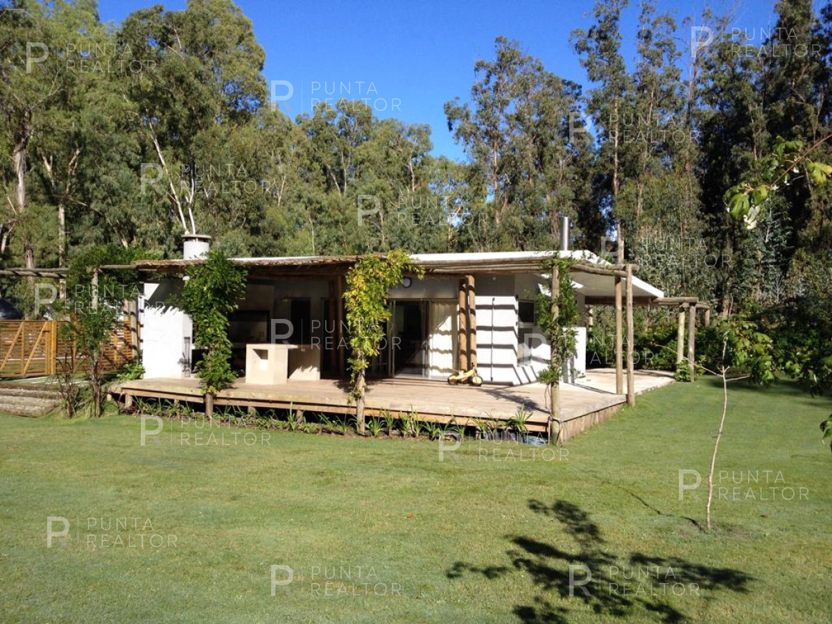 Casa ID.535 - Casa Venta, 3 dormitorios, 2 baños, El Tesoro, La Barra