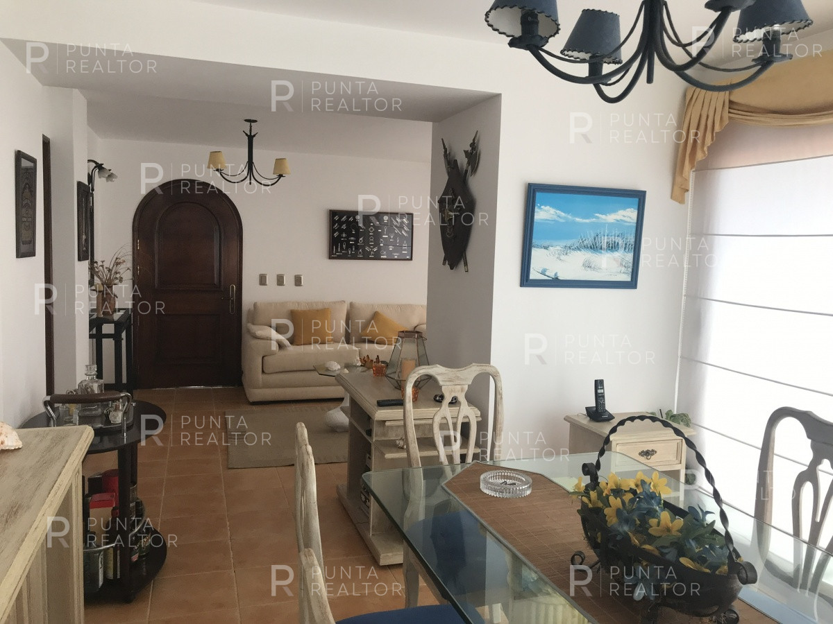 Casa ID.163 - Casa alquiler 4 dormitorios, pileta, Manantiales, Uruguay