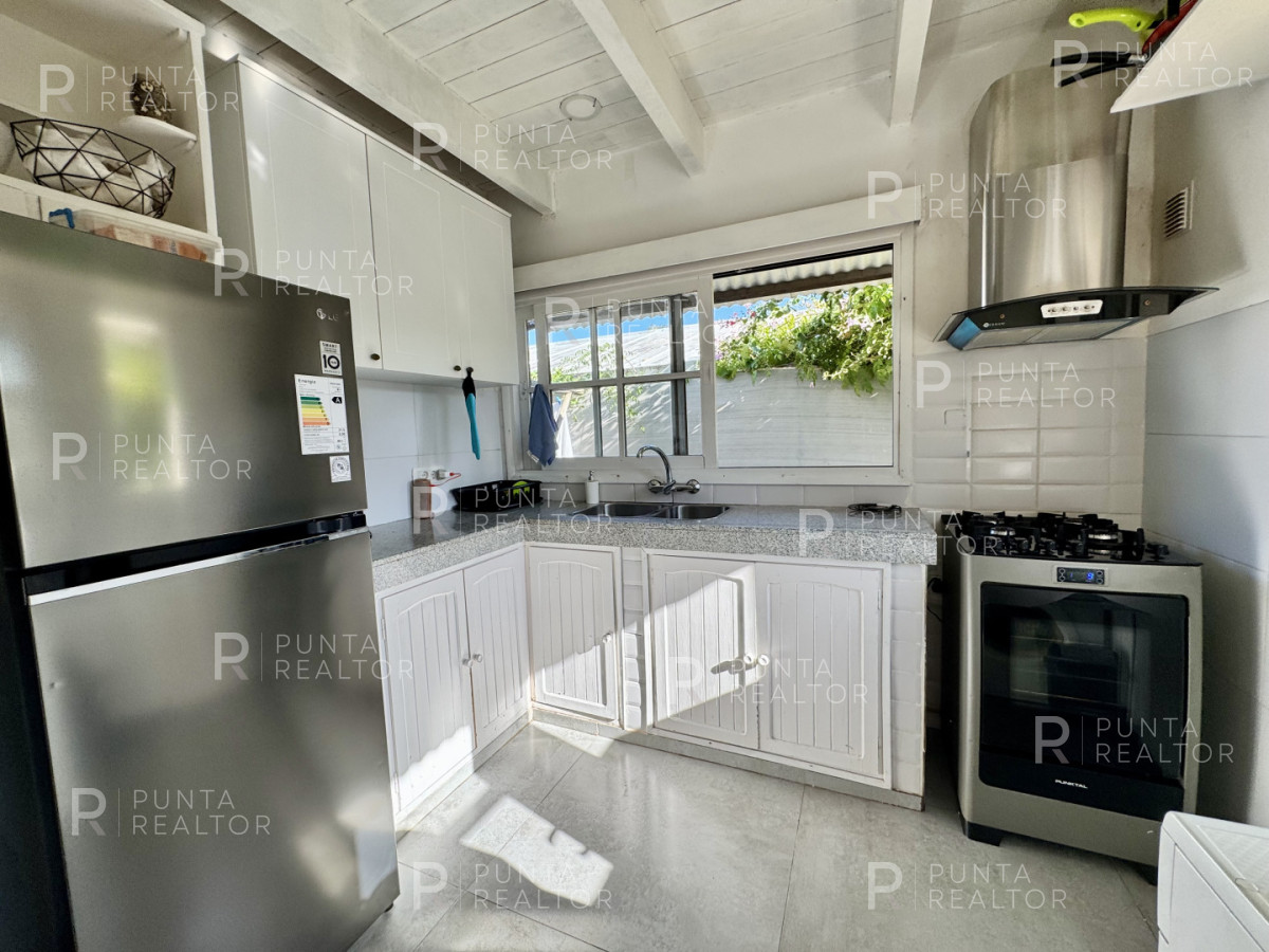 Casa ID.138 - Casa Venta 4 dormitorios, El Tesoro, La Barra, Uruguay