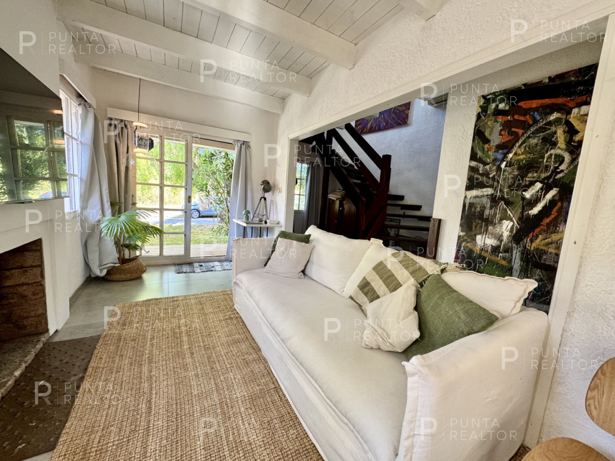 Casa ID.138 - Casa Venta 4 dormitorios, El Tesoro, La Barra, Uruguay