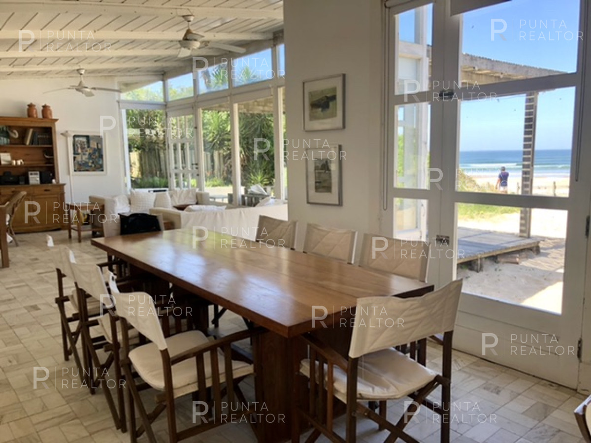 Casa ID.816 - Casa alquiler 6 dormitorios, La Barra, Uruguay