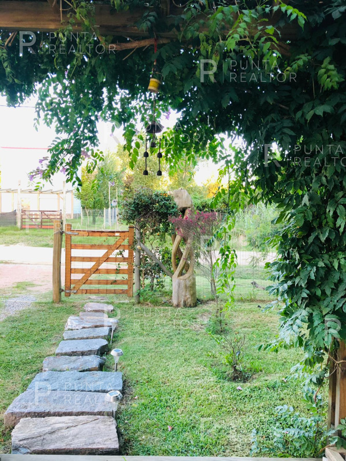 Casa ID.399 - Casa Alquiler, 2 dormitorios, El Tesoro, La Barra, Uruguay