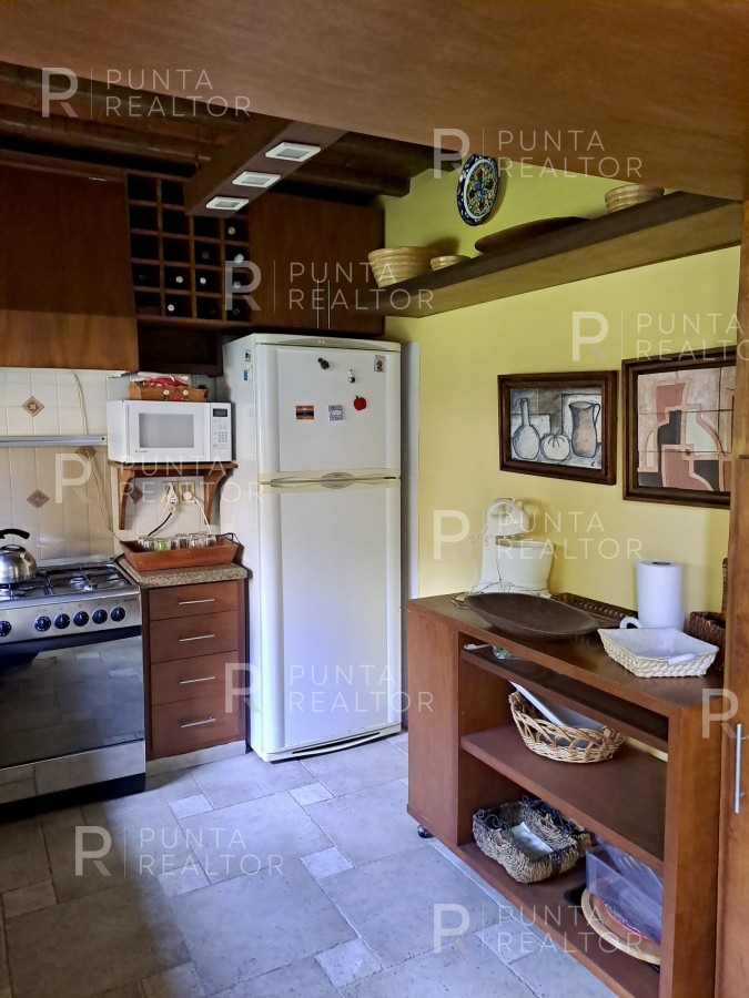 Casa ID.2298 - Casa Alquiler 4 dormitorios, Manantiales, Uruguay