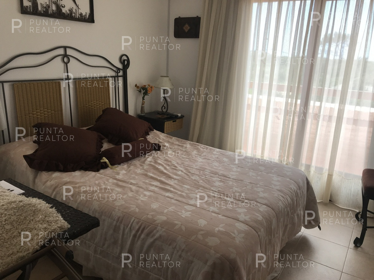 Casa ID.163 - Casa alquiler 4 dormitorios, pileta, Manantiales, Uruguay