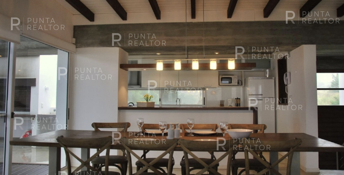 Casa ID.2155 - Casa venta 5 dormitorios, pileta, El Chorro, Manantiales, Uruguay