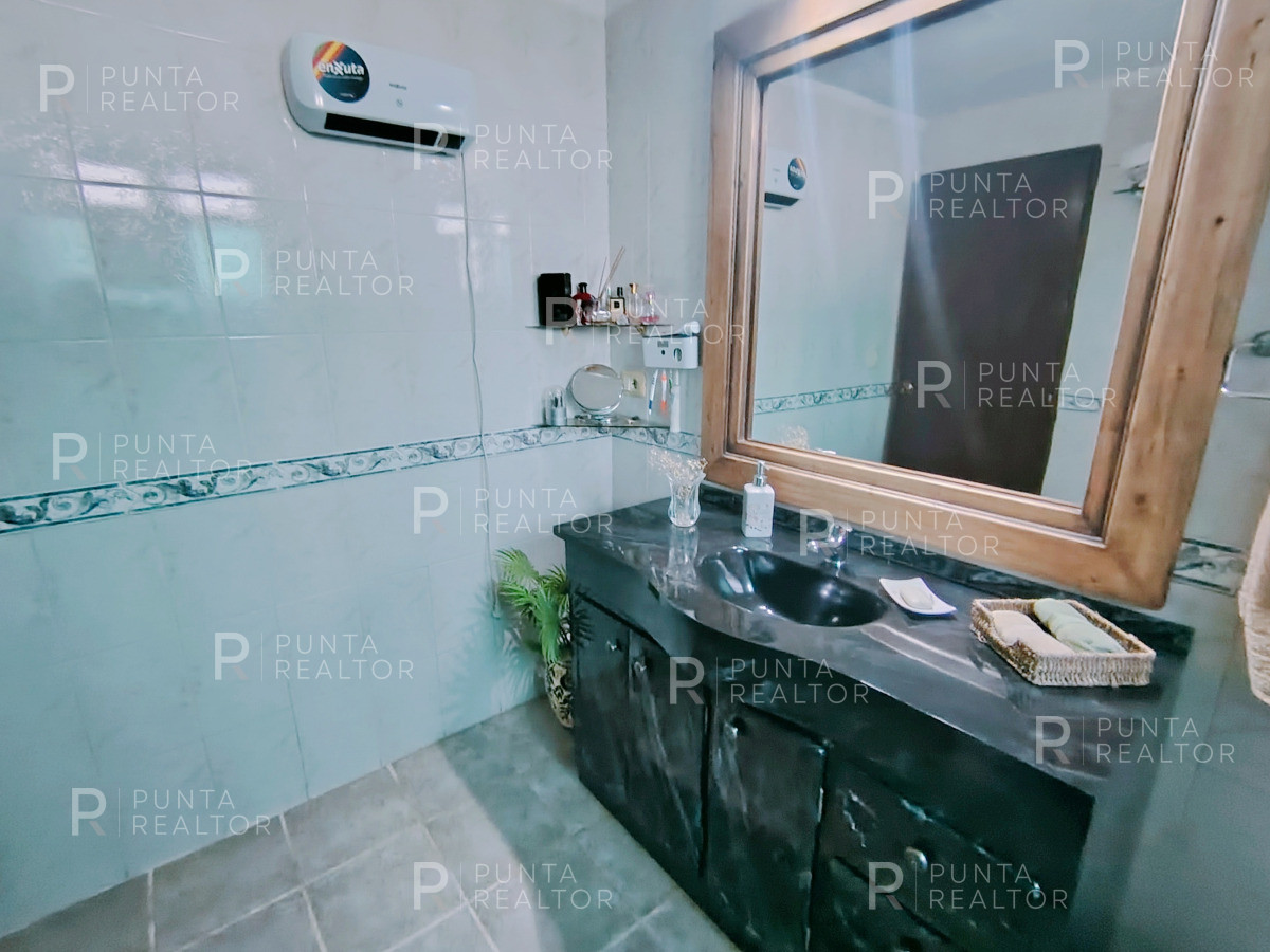 Casa ID.2436 - Casa Venta, 1 Dormitorio, El Tesoro, La Barra, Uruguay