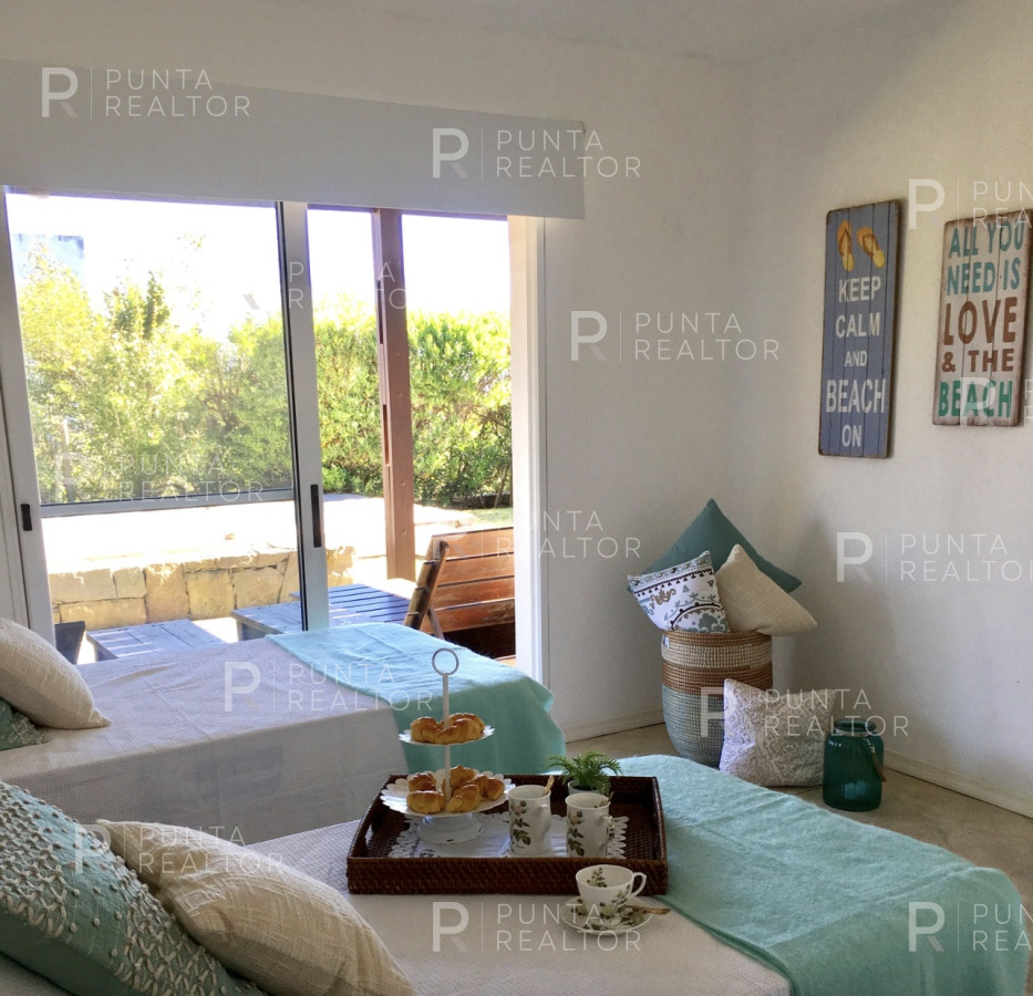 Casa ID.2155 - Casa venta 5 dormitorios, pileta, El Chorro, Manantiales, Uruguay
