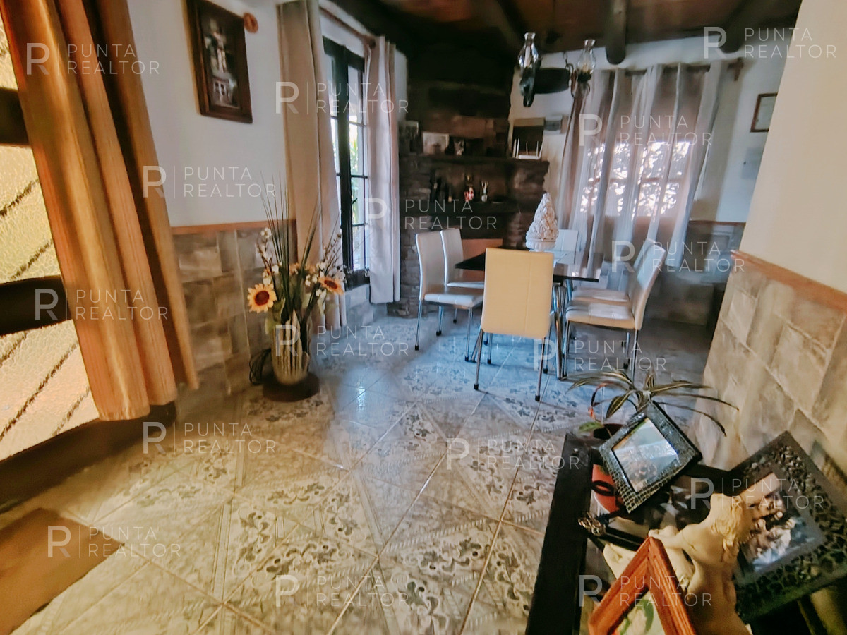 Casa ID.2436 - Casa Venta, 1 Dormitorio, El Tesoro, La Barra, Uruguay