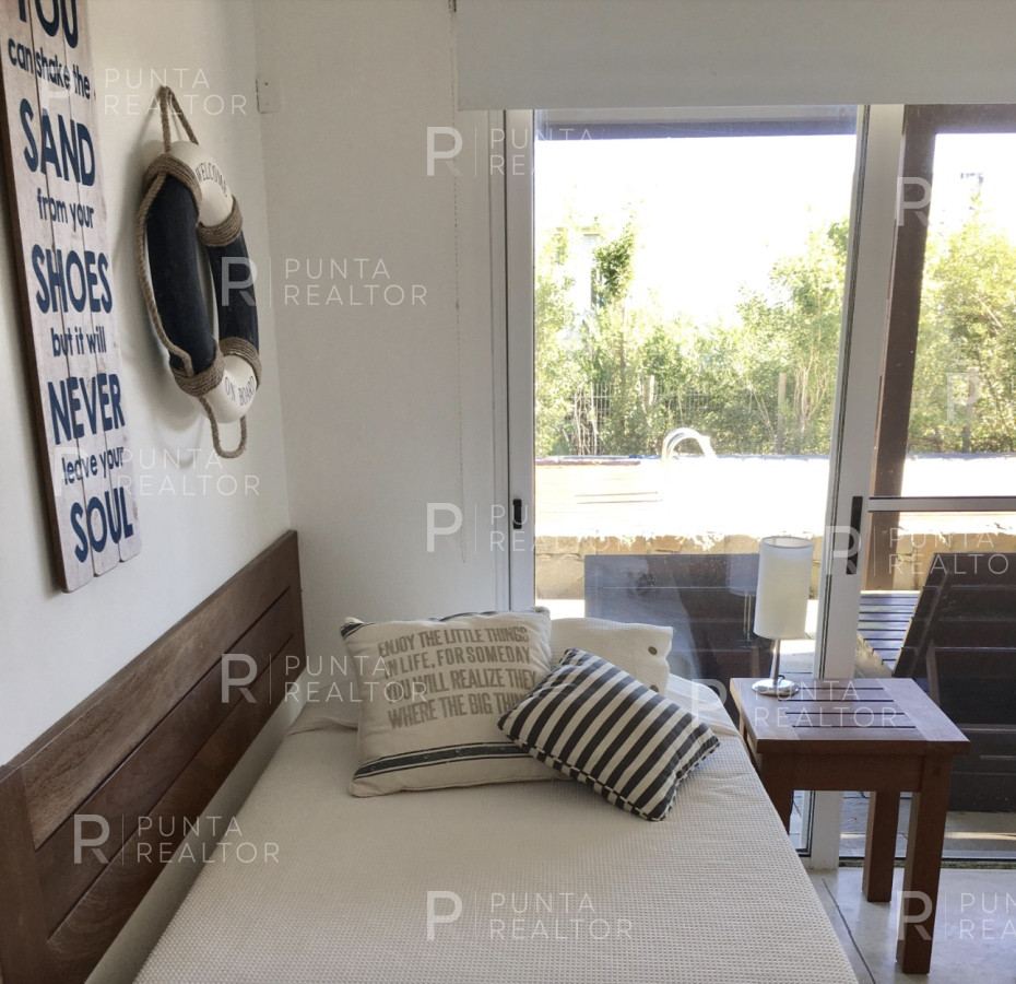 Casa ID.2155 - Casa venta 5 dormitorios, pileta, El Chorro, Manantiales, Uruguay