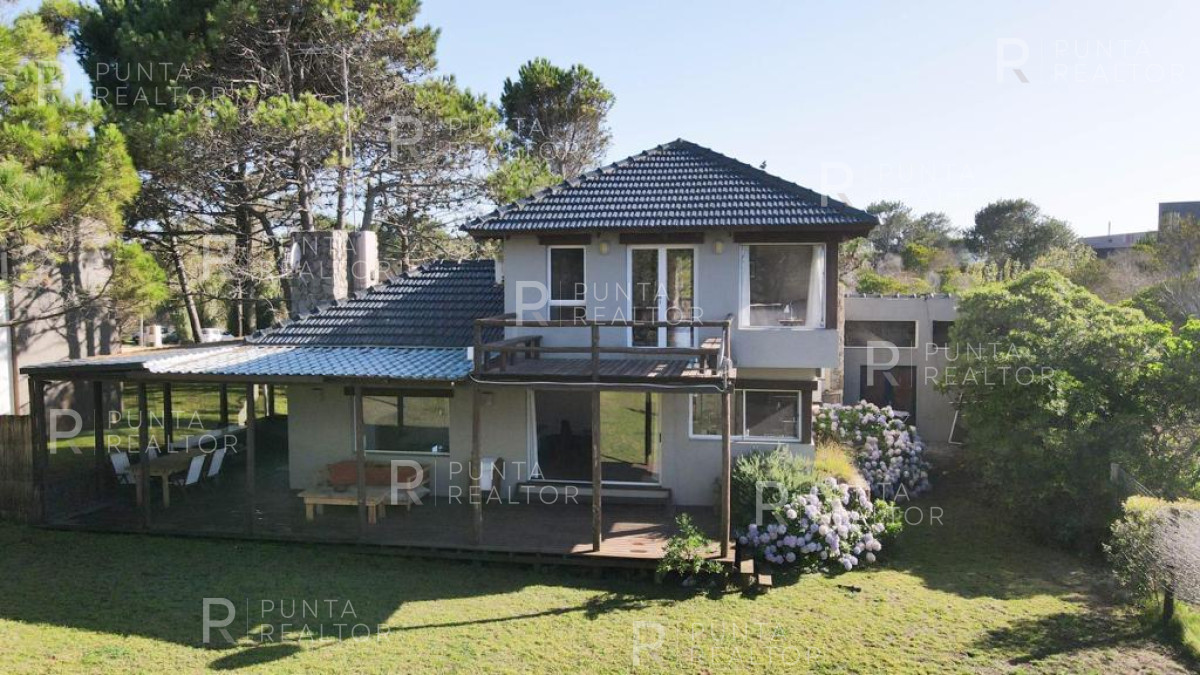 Casa ID.158 - Casa alquiler 4 dormitorios, Arenas de José Ignacio, José Ignacio, Uruguay
