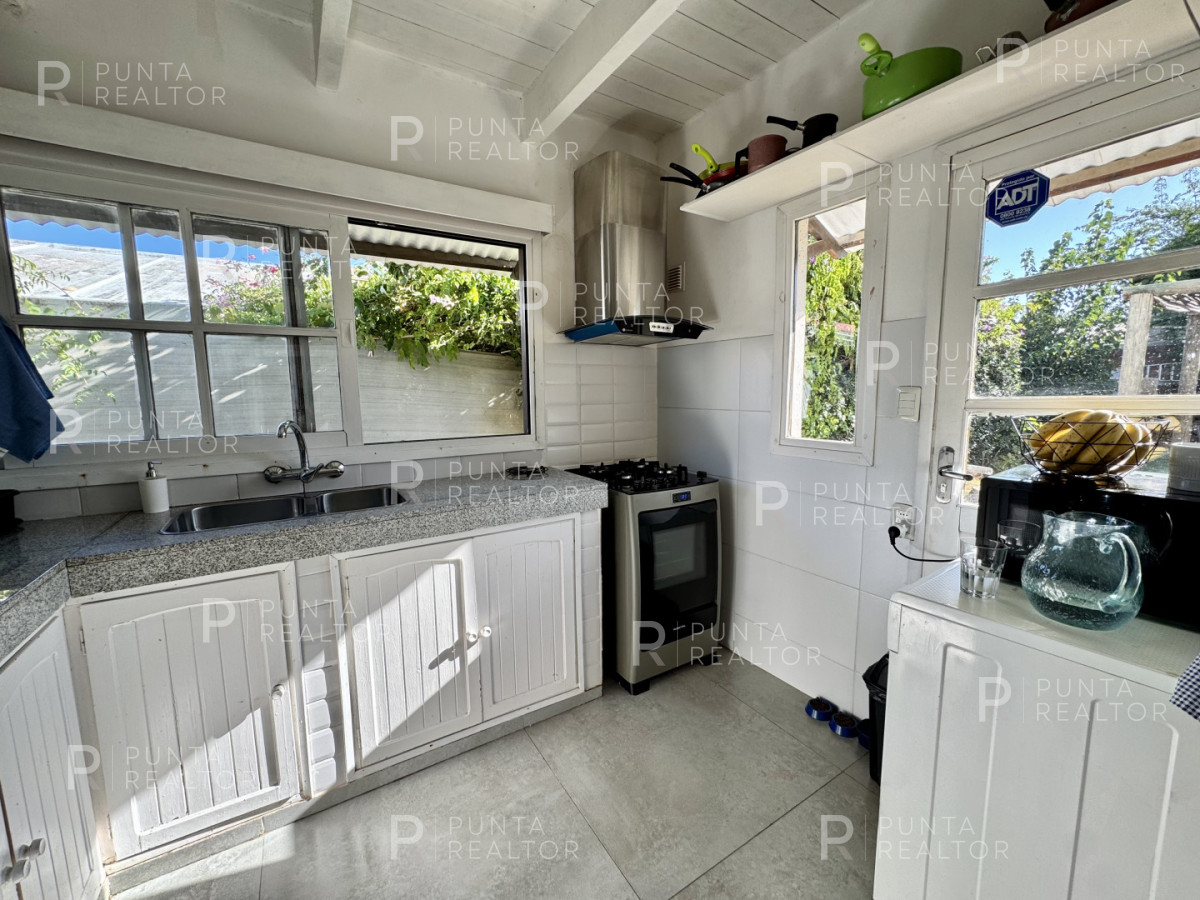 Casa ID.138 - Casa Venta 4 dormitorios, El Tesoro, La Barra, Uruguay