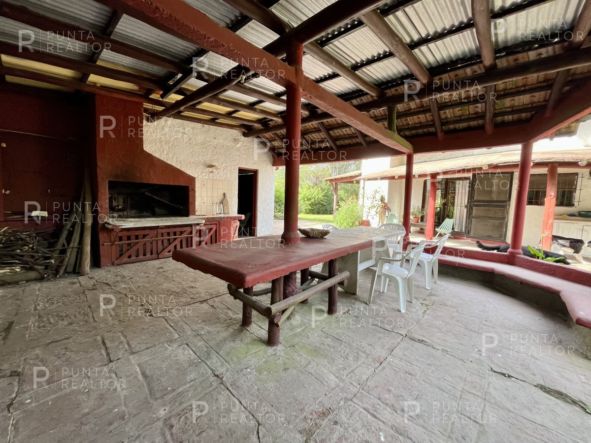 Casa ID.1213 - Casa venta 4 dormitorios, El Tesoro, La Barra, Uruguay