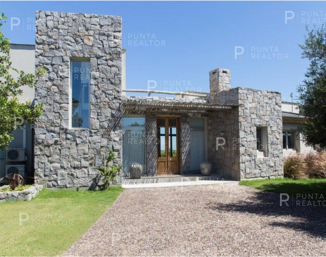 Casa ID.209 - Chacra venta 4 dormitorios José Ignacio, Medellín, Uruguay 